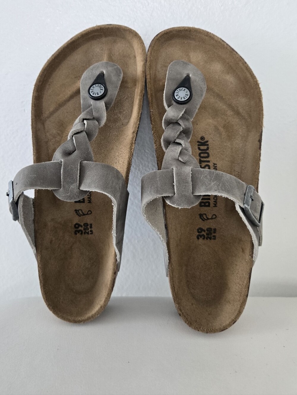 Birkenstock Women's Gray Leather Thong Sandals Cork Footbed Buckle Sz EU 39